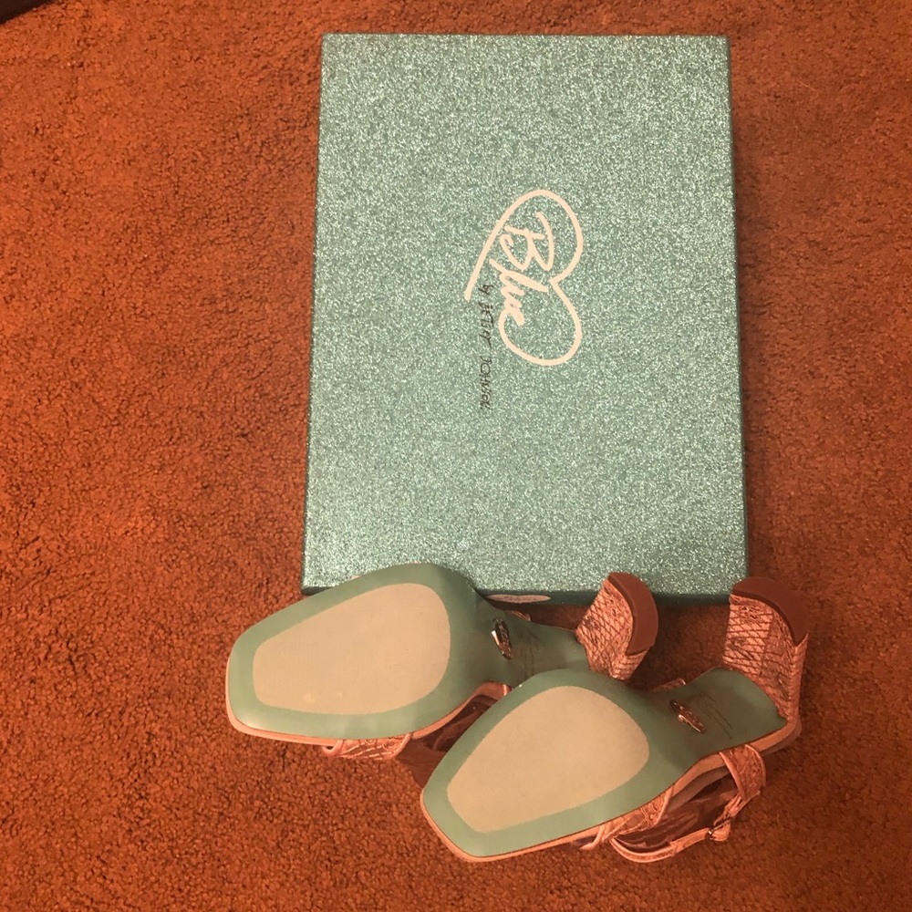 Betsey Johnson Blue heels
